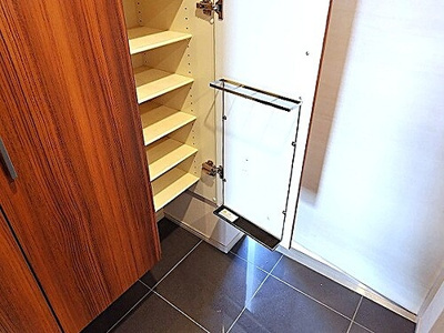 【玄関】 | サーパス南方レジデンス | 玄関・玄関収納　※内装工事前