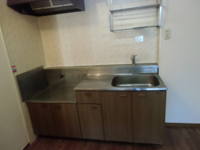 ロイヤルタウン泉 Ｃのキッチン|キッチン