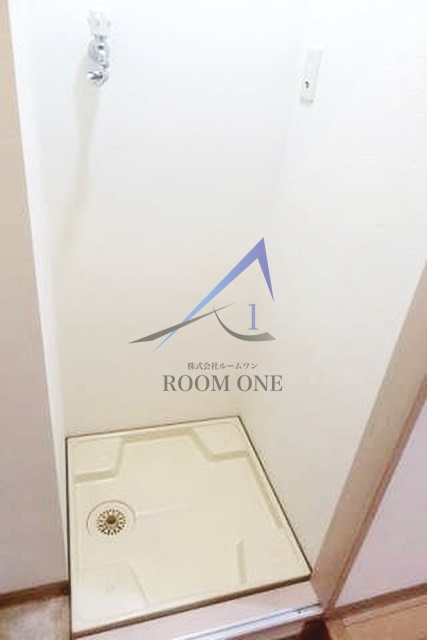 Ｍａｊｏｒ　Ｌａｎｄ　横濱鶴見の設備|洗濯機置き場です。