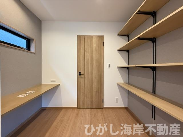 茅ヶ崎市菱沼１丁目　新築戸建の設備|ワークスペース