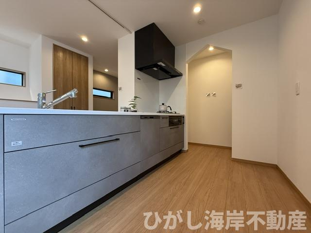 茅ヶ崎市菱沼１丁目　新築戸建のキッチン|キッチンスペース