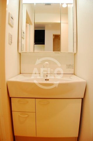 トモ南堀江の独立洗面台|トモ南堀江　独立洗面台