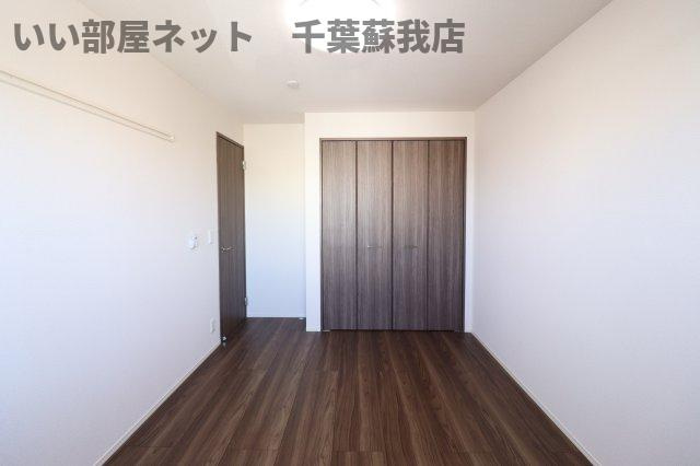フォレストウッド　A棟の寝室|ゆとりの広さです