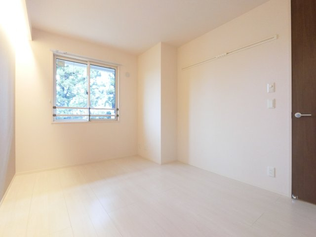 【洋室】 | プチクール　Ⅴ