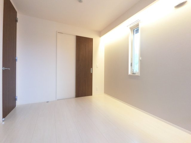 【洋室】 | プチクール　Ⅴ