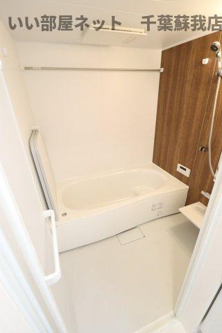 フォレストウッド　A棟の浴室|落ち着いた空間のお風呂です
