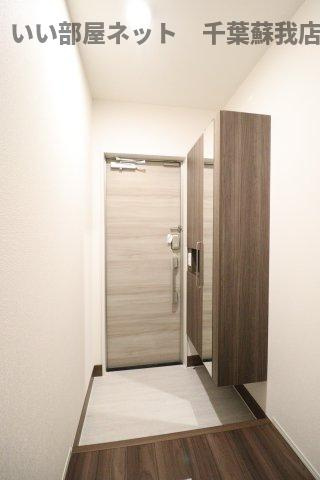 フォレストウッド　A棟の玄関|収納もある玄関です