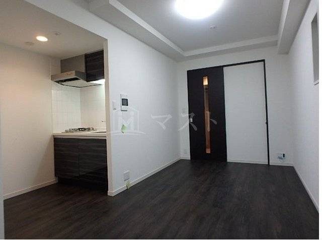 大阪市中央区和泉町１丁目の賃貸マンションの居間・リビング