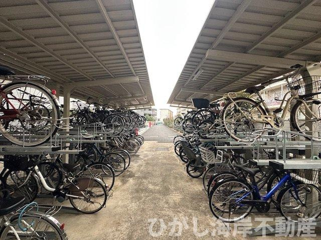 ライオンズマンション辻堂海浜公園の駐輪場|駐輪場