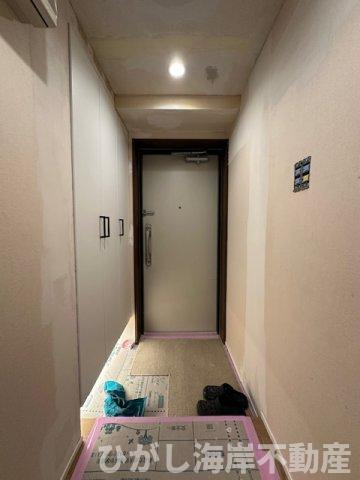 ライオンズマンション辻堂海浜公園の玄関|2月16日撮影　リフォーム中　玄関