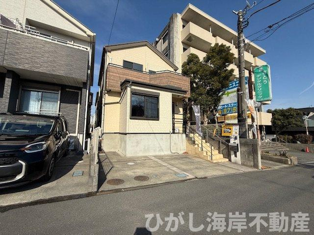 藤沢市大庭　中古戸建の前面道路含む現地写真|新規リフォーム完了！現地外観