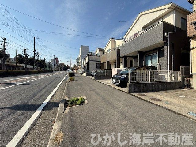 藤沢市大庭　中古戸建の前面道路含む現地写真|新規リフォーム完了！現地外観