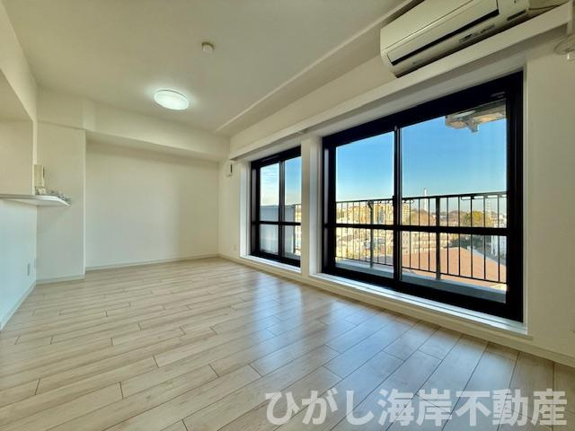 クリオ藤沢伍番館の居間・リビング|新規リフォーム完了！　11.5帖　LDK