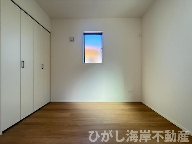 平塚市四之宮7丁目　新築戸建の内装|4.5帖　洋室