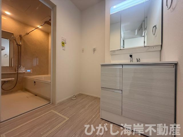平塚市四之宮7丁目　新築戸建の脱衣所|脱衣スペース