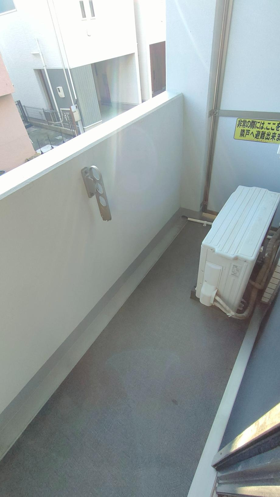 ステージグランデ西調布アジールコートのバルコニー