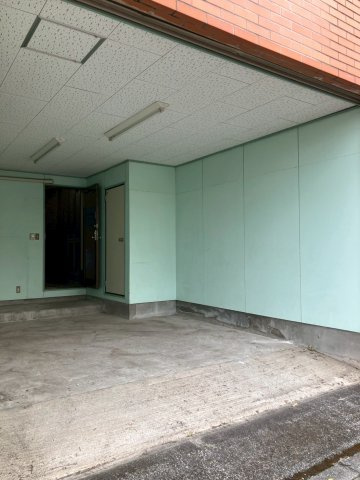 永楽町J戸建ての駐車場|カースペースがあります