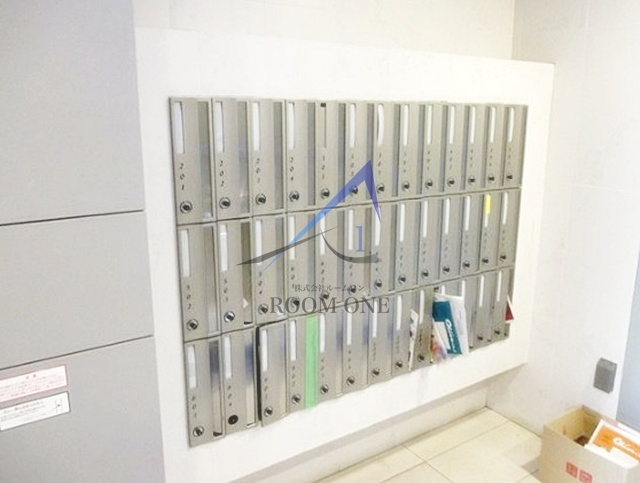 Verona空港西Lussoのその他共用部分|集合ポストです。