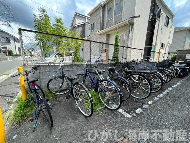 メゾンミール湘南平塚の駐輪場|敷地内駐輪場
