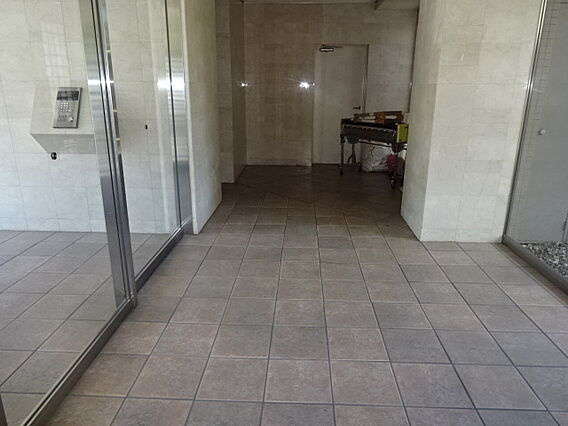 パークヒルズのロビー