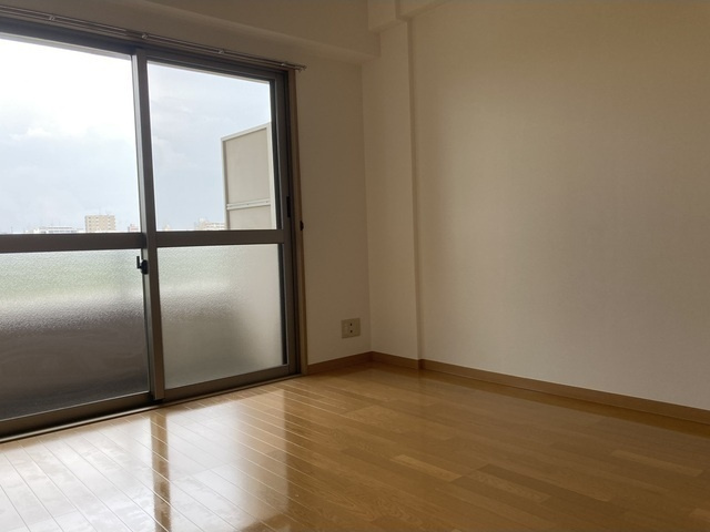 パークヒルズの洋室