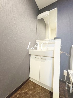 【洗面所】 | アリカ平井 | 洗面台です。