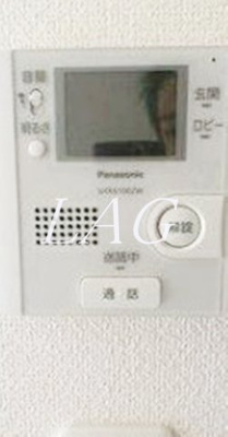 【内装】 | カーサポトロ | モニター付きインターホンです。