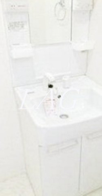 【洗面所】 | カーサポトロ | 洗面台です。