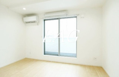 【居間・リビング】 | ＬＥＧＲＡＮＤ | 洋室のお部屋です。