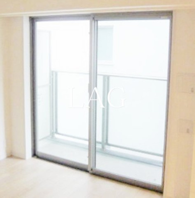 【バルコニー】 | クレイシア両国ヴェルデ | バルコニーです。