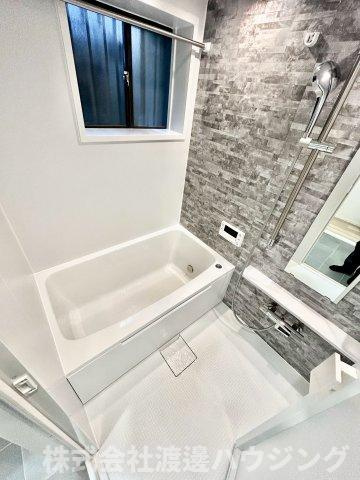 西淀川区中島１丁目一戸建ての浴室