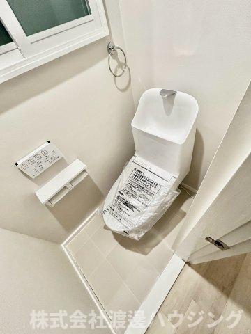 西淀川区中島１丁目一戸建てのトイレ