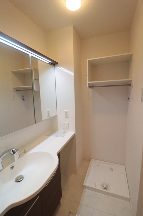 Ｄアセット飛田給の洗面所