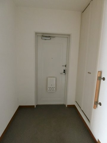 【玄関】 | いぶき野三丁目7棟