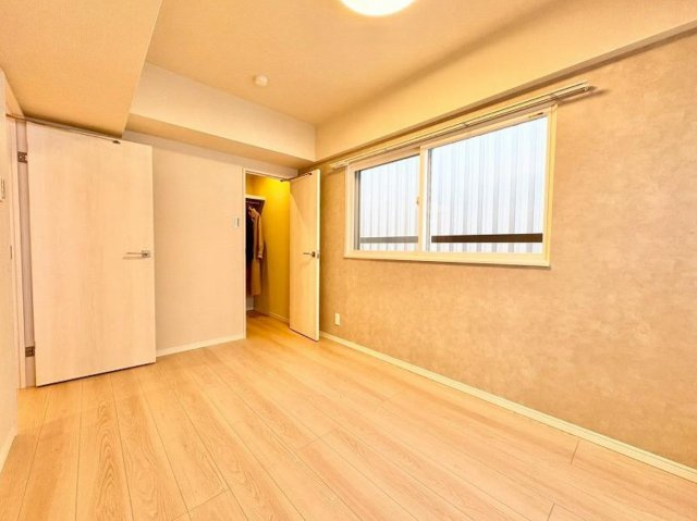 ネオハイツ楠町【仲介手数料無料】の洋室