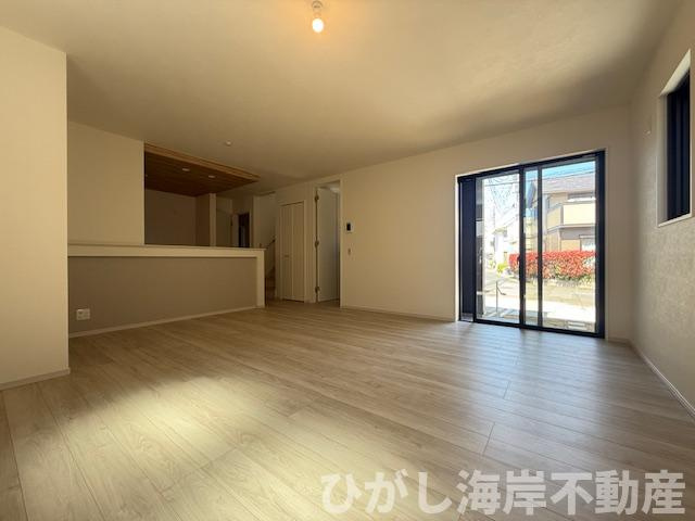 茅ヶ崎市今宿　新築戸建　全2棟のダイニング|18帖　LDK