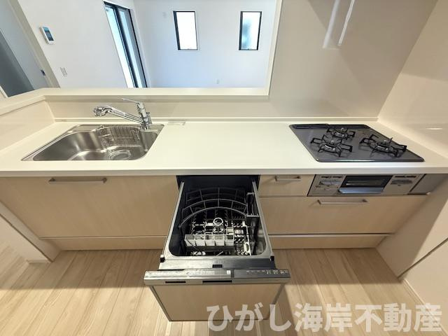 茅ヶ崎市今宿　新築戸建　全2棟のキッチン|食洗器付きシステムキッチン