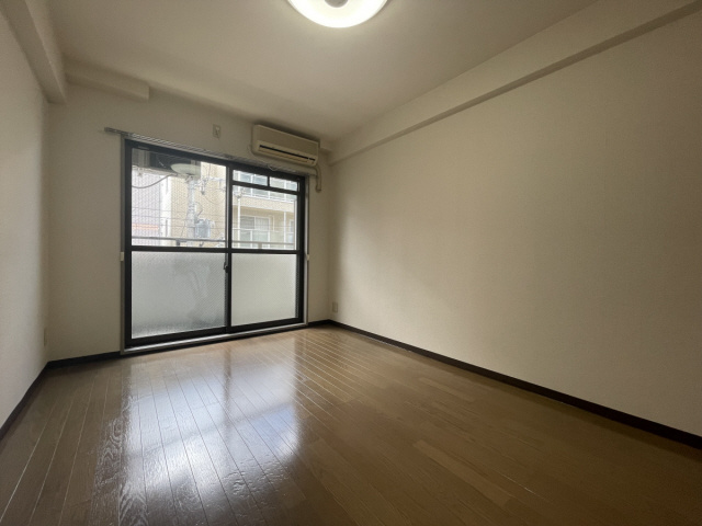 パルミナード弓木の居間・リビング