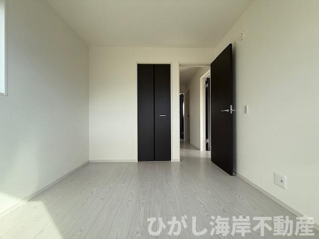 平塚市平塚2丁目　新築戸建の子供部屋|5.2帖　洋室