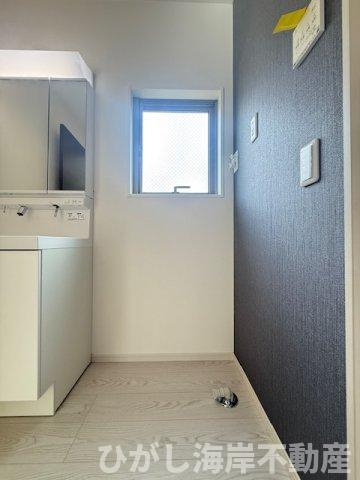 平塚市平塚2丁目　新築戸建のランドリースペース|洗濯機置場