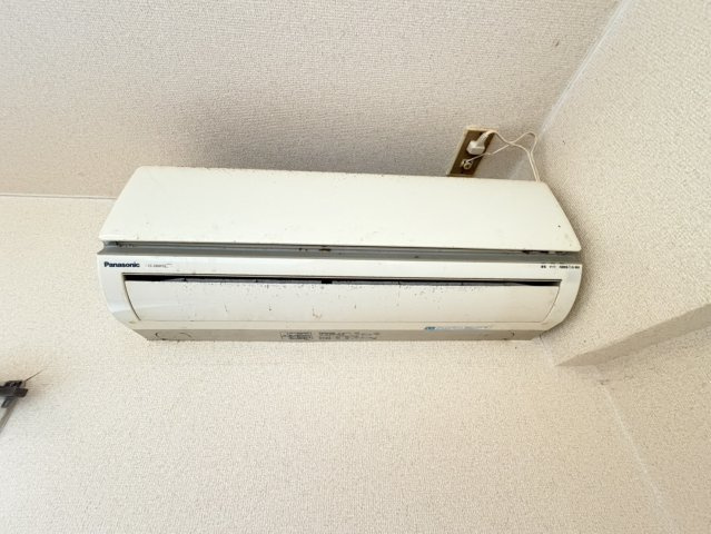 大垣市枝郷2丁目　フラッツA棟のその他|こちらは例として303号室（修繕前）の画像になります。