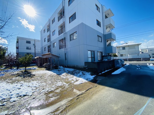 大垣市枝郷2丁目　フラッツA棟のその他|建物東側