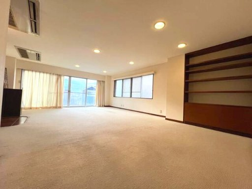 センチュリーマナーの居間・リビング