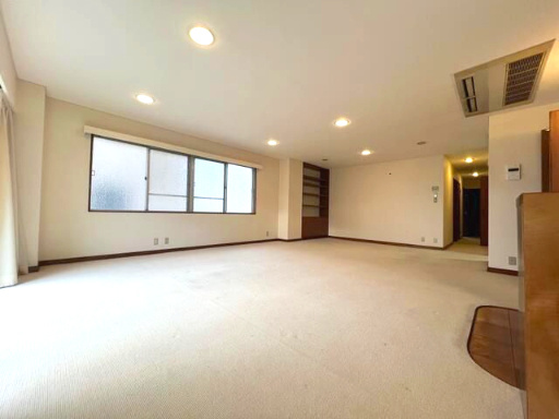 センチュリーマナーの内装