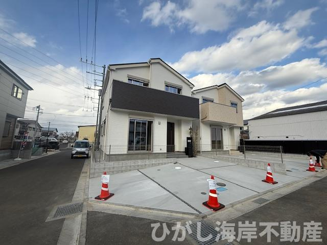 平塚市御殿４丁目　新築戸建　全4棟の前面道路含む現地写真|現地外観