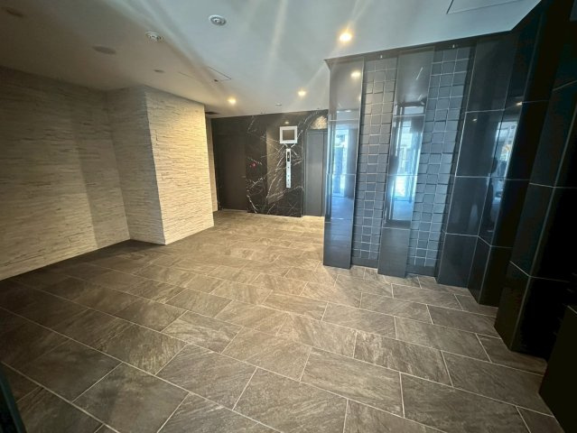 エスリード阿波座プライムコートのロビー