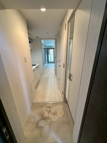 エスリード阿波座プライムコートの玄関