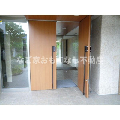 【エントランス】 | コントレール桜