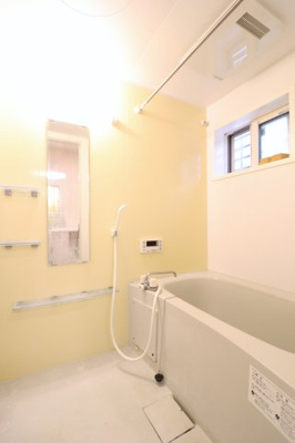 【浴室】 | シャルム総持寺