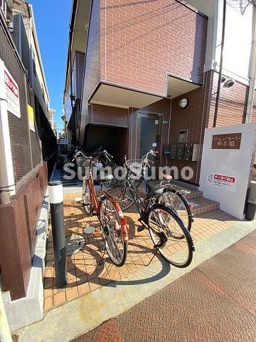 ウィンコート甲子園の外観|おしゃれな外観です